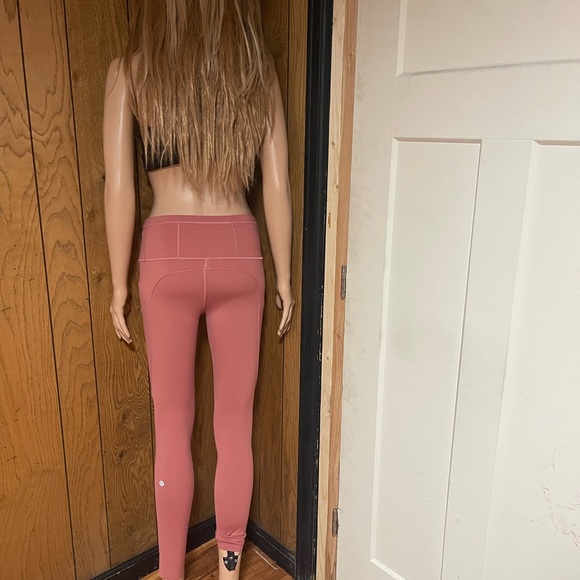 Lululemon X Pelotón Fast and Free Tight II 25" *Non Reflective Nulux - Picture 3 of 16
